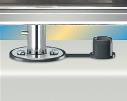 Picture of Magma T10-326 Single Locking Flush Deck Socket Mount Standard Duty