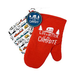 Picture of Camco 53260 Heat Resistant Oven Mitt and Pot Holder Set - Life is Better at the Campsite