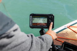 Picture of Lowrance 000-16111-001 Eagle 5 SplitShot Fishfinder with C-MAP US Inland Charts