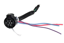 Picture of Hopkins 47204 4-Way Flat to 7-Way Blade Wiring Adapter 10 Inch