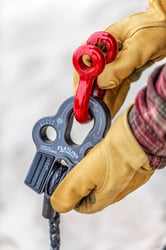 Factor 55 0022501 FlatLink MultiMount Winch Shackle Mount - Red — image 7