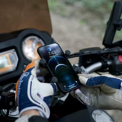 Ram Mounts RAM-B-138-UN7 Surface Mount with Universal X-Grip Phone Holder — image 5