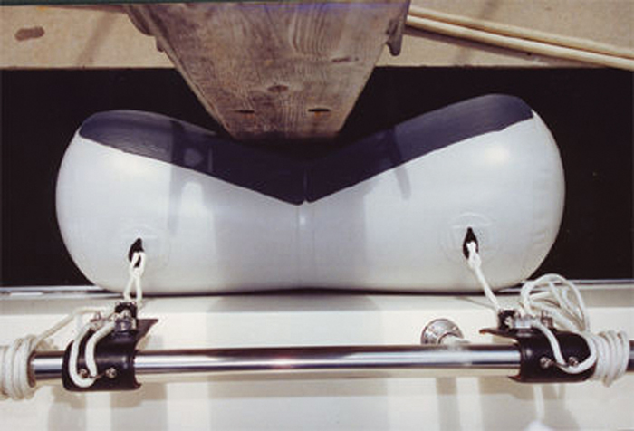 TAYLOR FF5825B Self-Centering Freedom Fender 58" x 25" Black