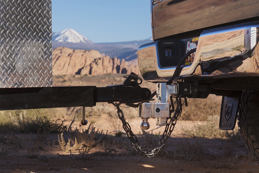 Fastway 44-00-4600 Flash Adjustable Dual Locking Aluminum Ball Mount 6 Inch Drop 2 Inch Shank