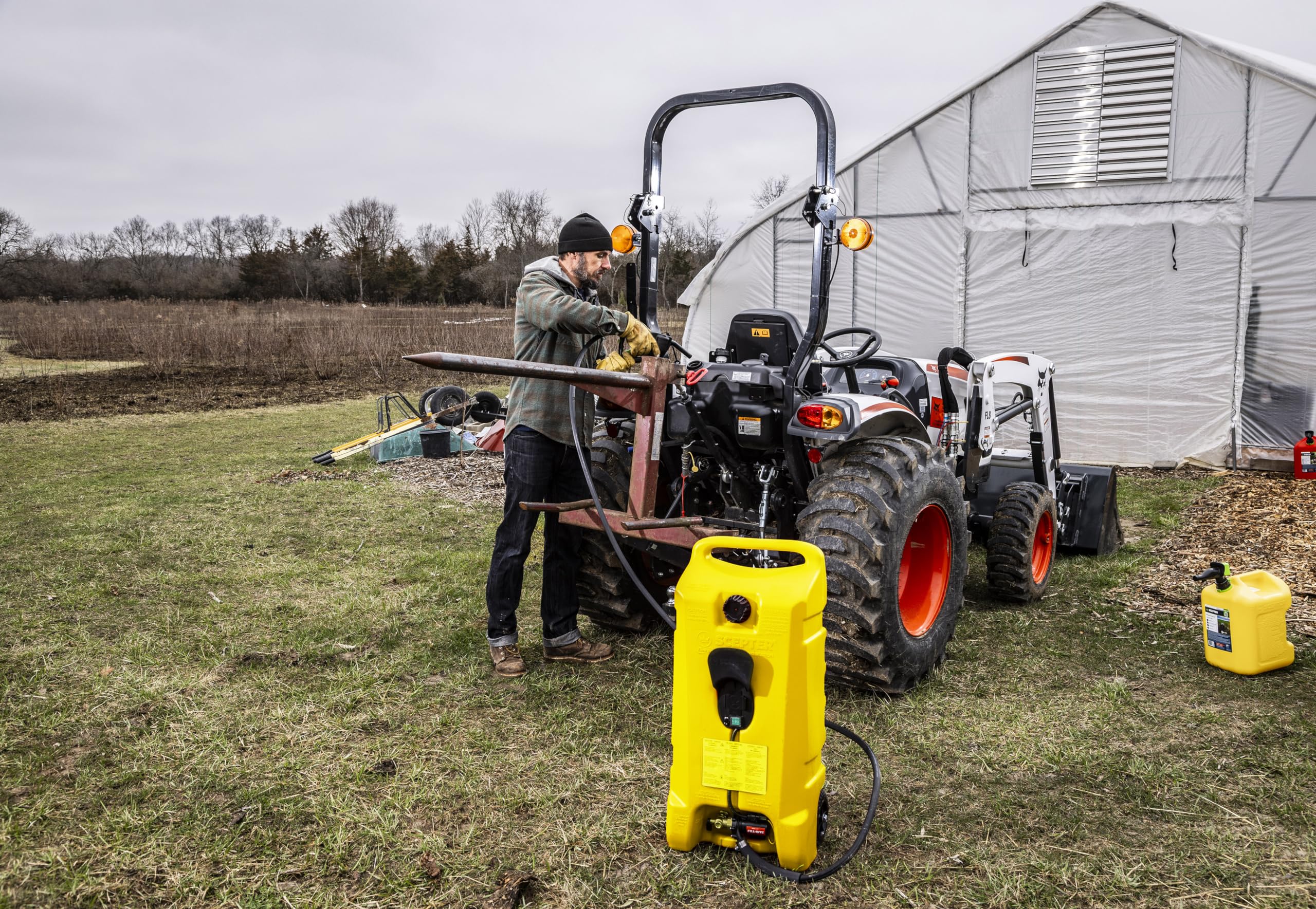 Scepter PFSD1421 Powered Fueling Station with Pump 14 Gallon Diesel