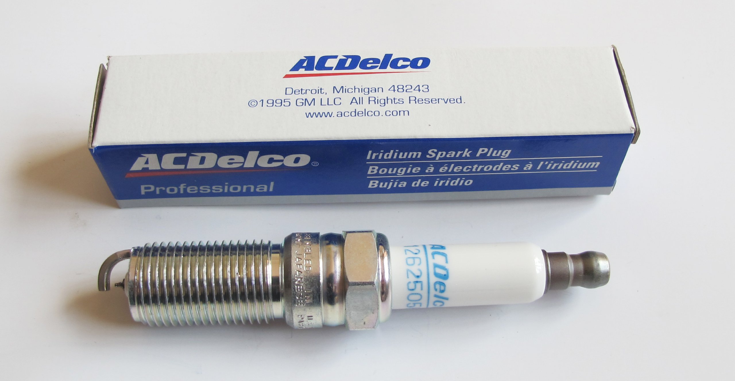 Picture of ACDelco 41-158IP Professional Iridium Spark Plug